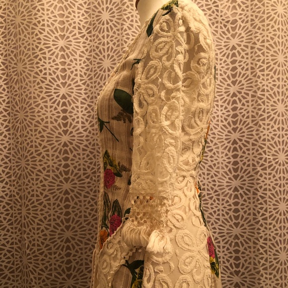 Hot & Delicious Size Medium Floral Lace Dress - Picture 6 of 13